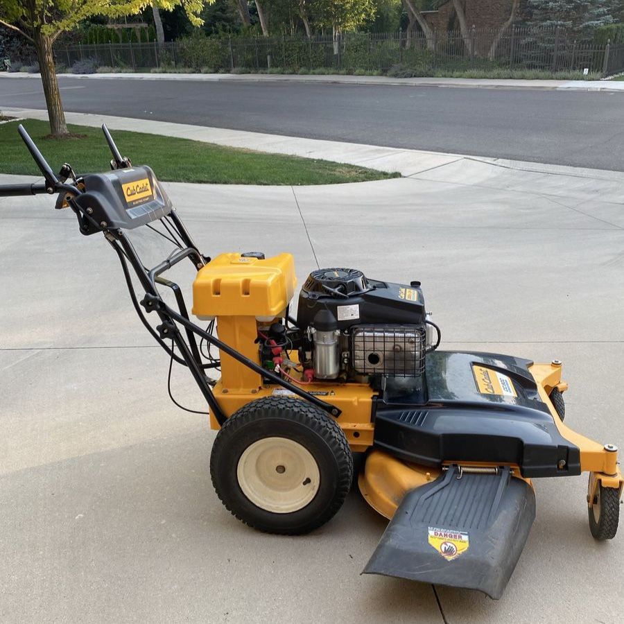 Cub Cadet CC 800 Walk-Behind Push Lawn Mower - 33” Cut, OHV Engine, Self-Propelled