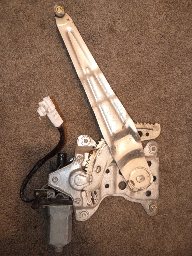 Main image 4