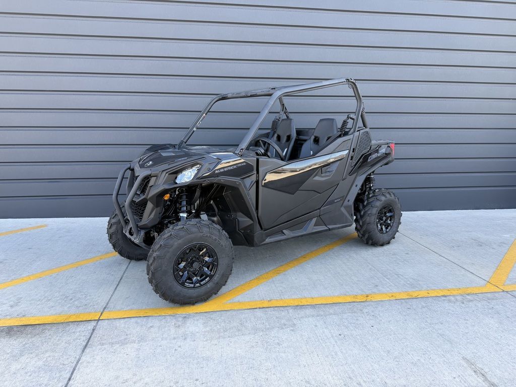 2026 Can-Am® Maverick Trail DPS 1000R