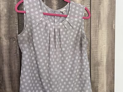 Merona Light Gray Polka Dot Sleeveless Top, Size L