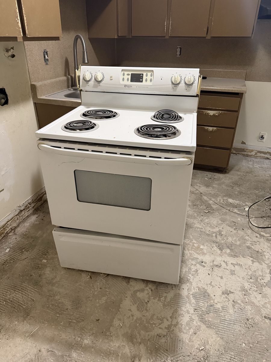 Free working 30 inch electric range