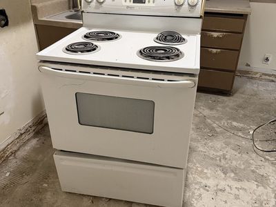 Free working 30 inch electric range