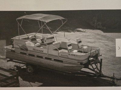 1999 Monark Suncaster 18' Pontoon boat
