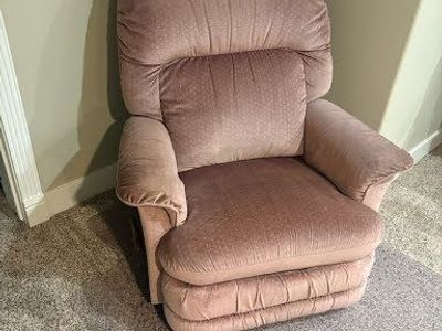 Comfortable Recliner, Chair and Ottoman