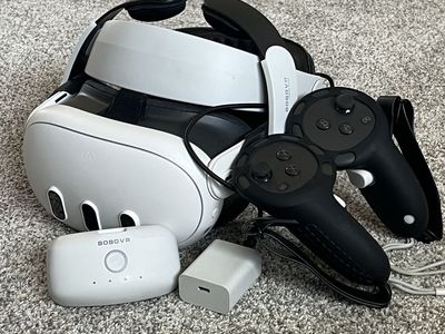 Meta Quest 3 VR Headset with BOBOVR Head Strap, Controllers, & Battery Pack. FULL BUNDLE