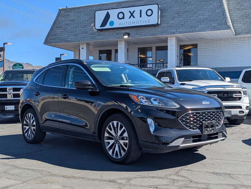 2021 FORD ESCAPE Titanium