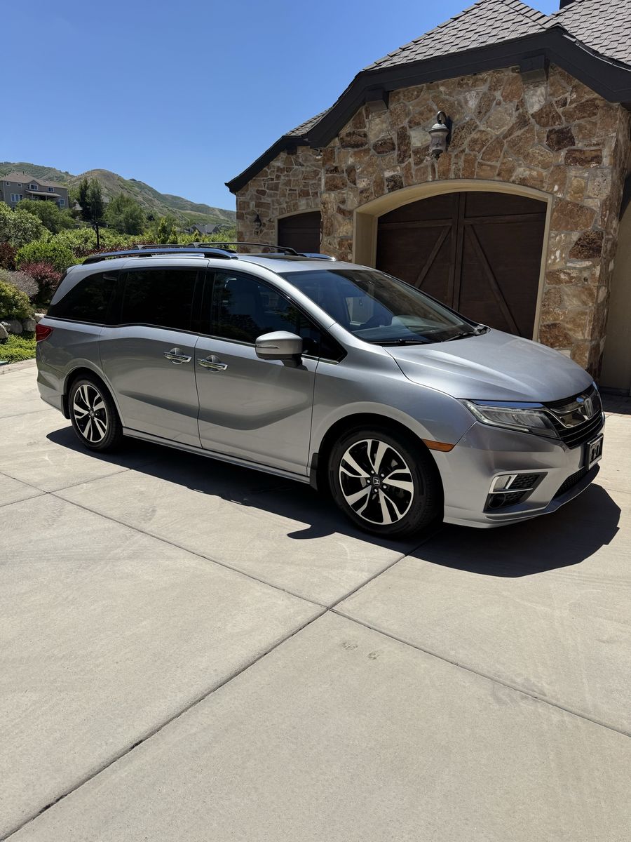 2020 Honda Odyssey Elite
