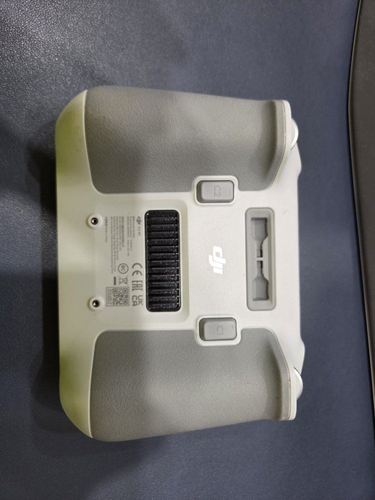 Main image 4