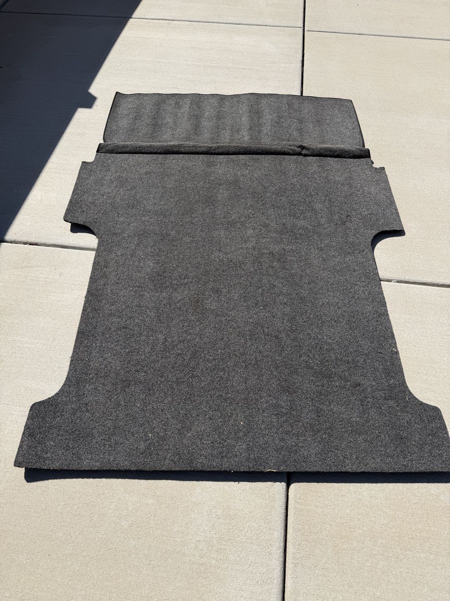 Carpet Truck Bed Liner for 2021 Ford F-150 with 5.5' Bed - Tailgate Cover Included