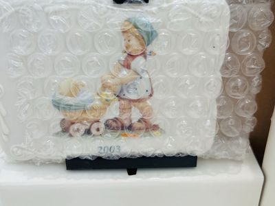 Hummel Amd Precious Moments Figurines