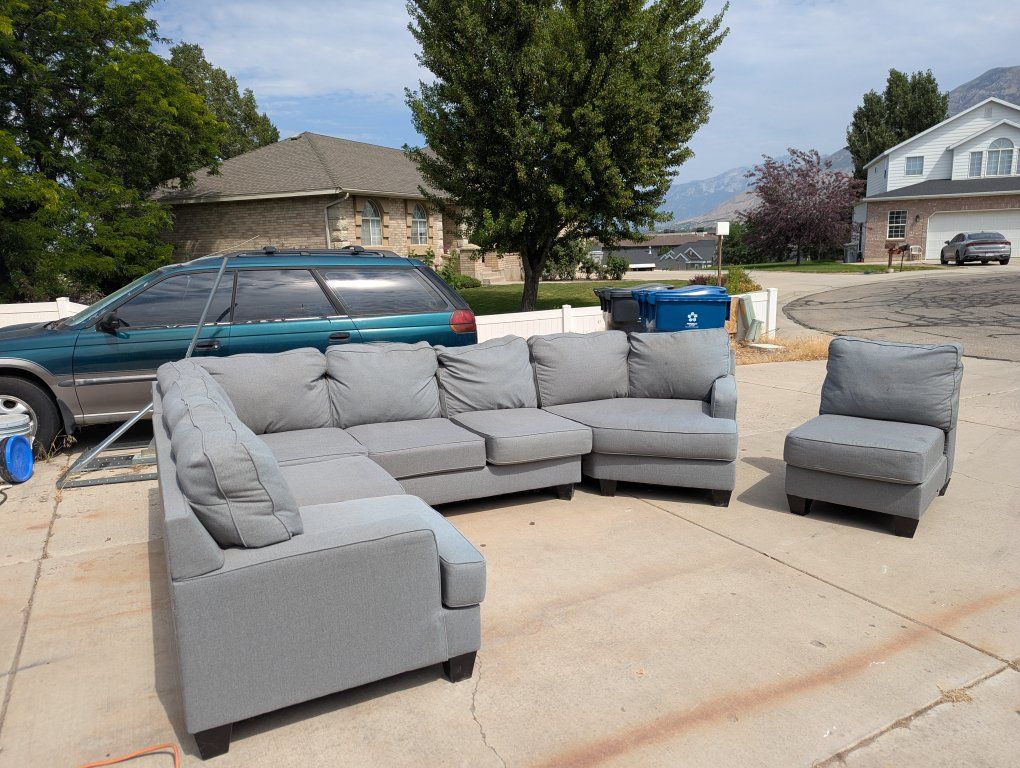 Light Gray Fabric Sectional Sofa Couch with Chaise - 8' x 13' + 2'