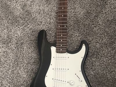 Electric guitar Squier Bullet Stratocaster