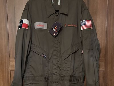 New Lapco Flame-Resistant Coveralls - Size LAR/ST