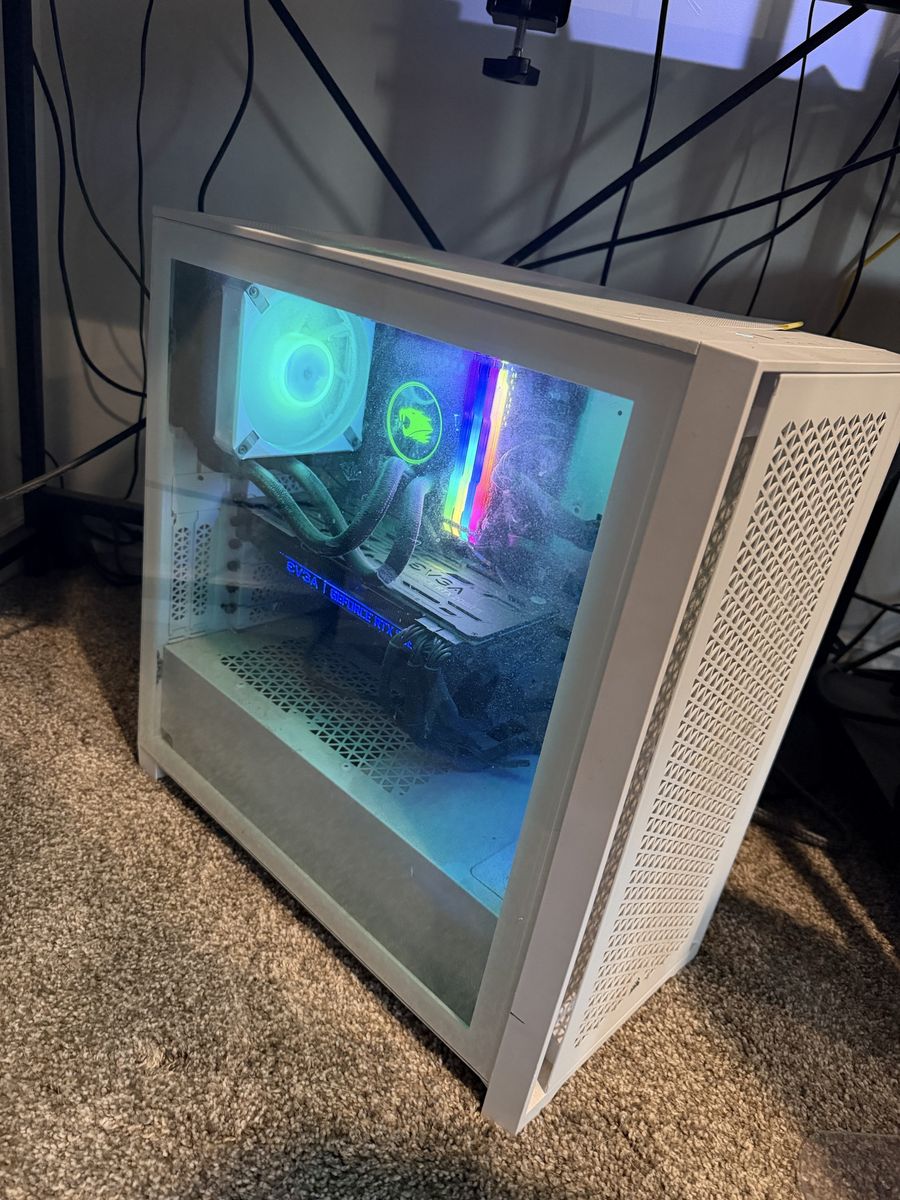 Custom Built Gaming PC - i7, RTX 2080 Ti, RGB, White Case, Liquid Cooled