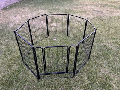 New Dog play pen - outdoors 8 panel