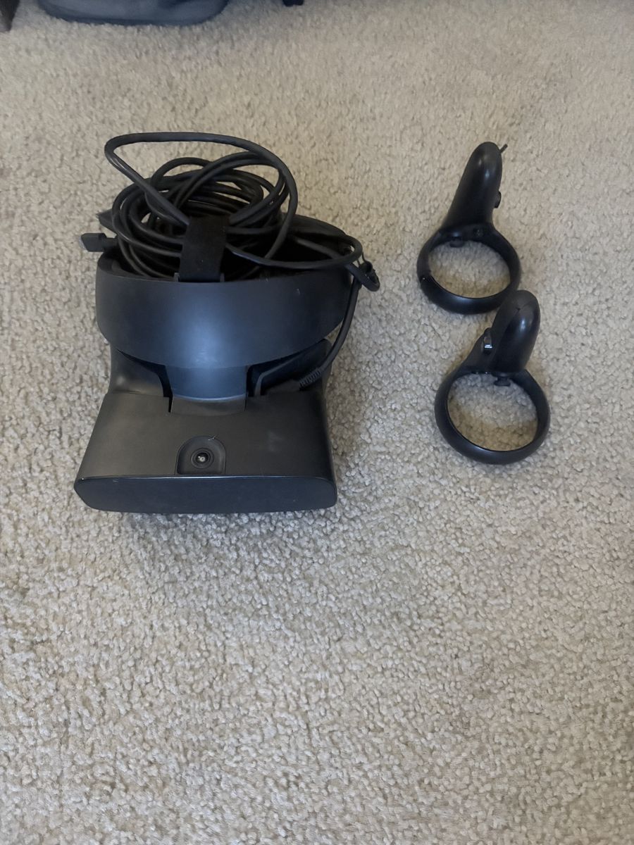 Oculus Rift S Virtual Reality Headset