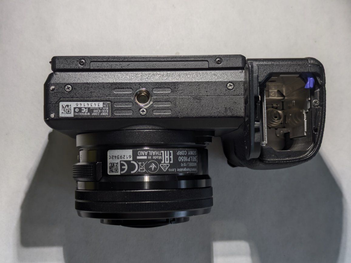 Main image 6