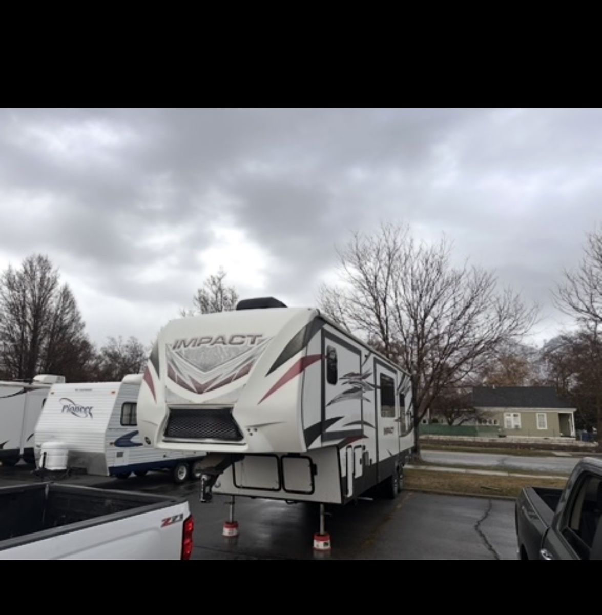 Impact 5th Wheel Travel Trailer