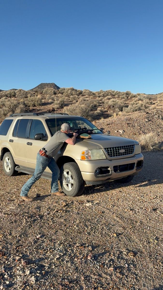 2005 FORD EXPLORER XLS Sport