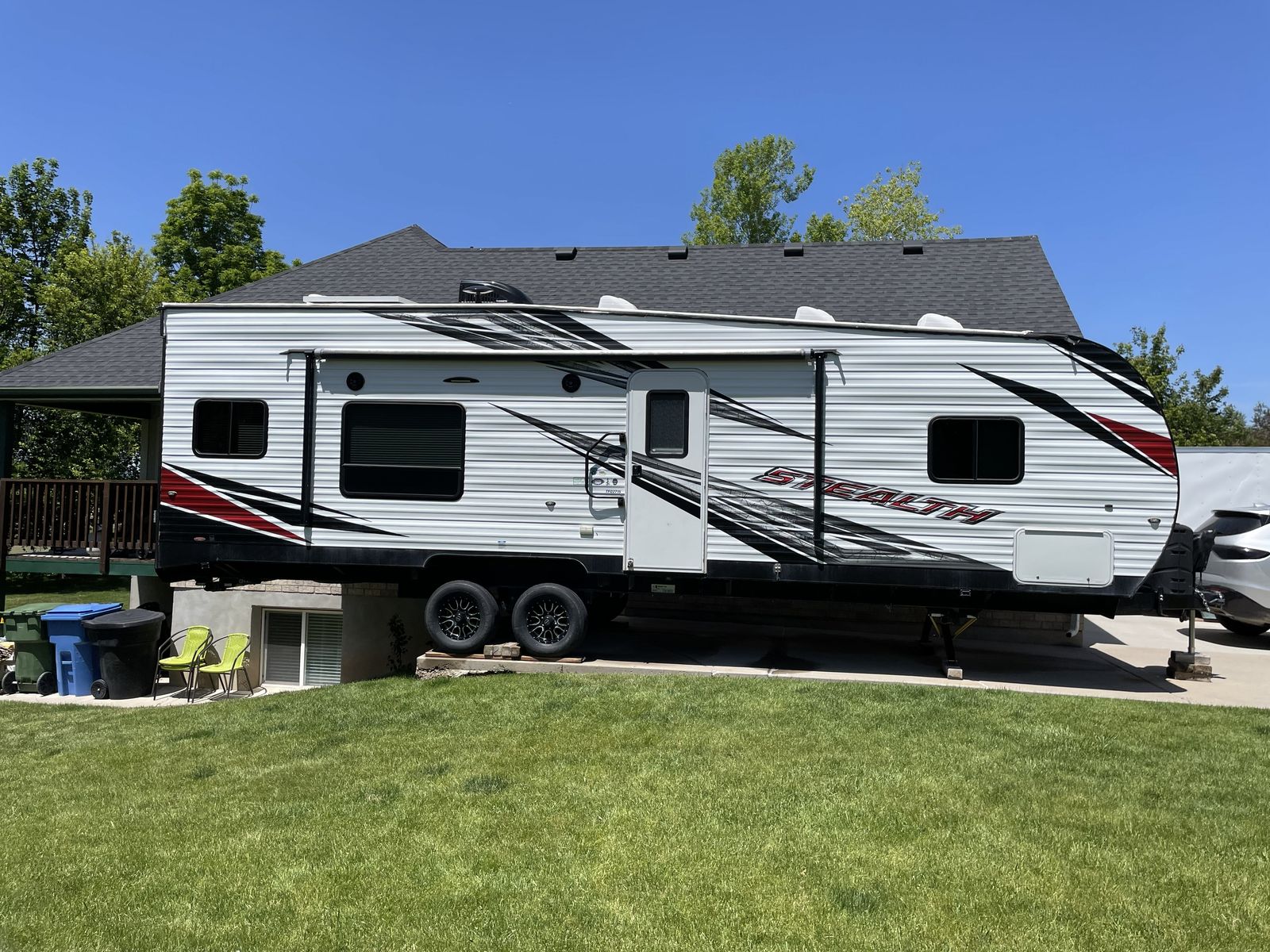 2018 Forest River Stealth TFQ2715 Toyhauler