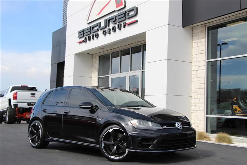 2016 Volkswagen Golf R 4Motion