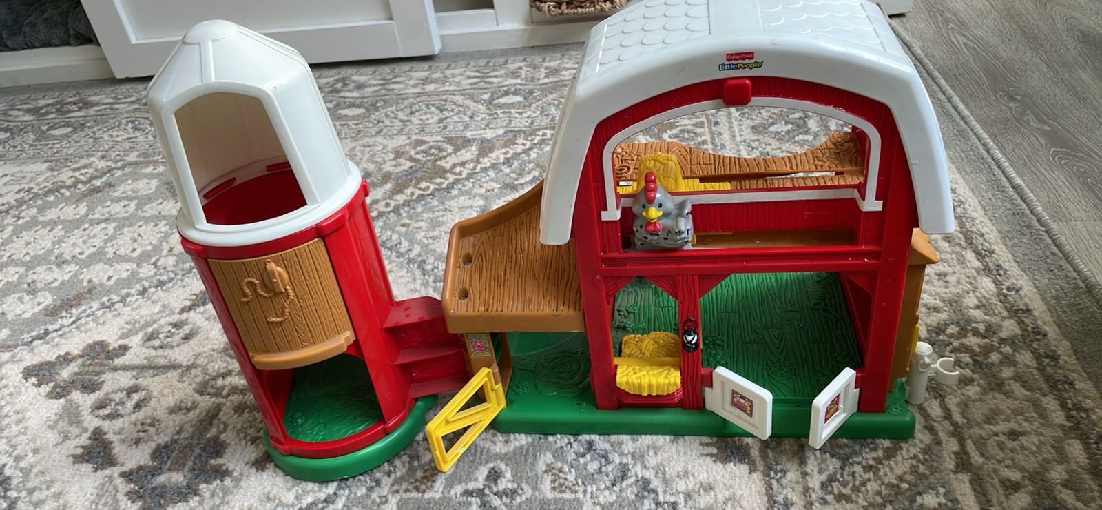 Fisher-Price Little People 2005 FARM BARN no sound no figures