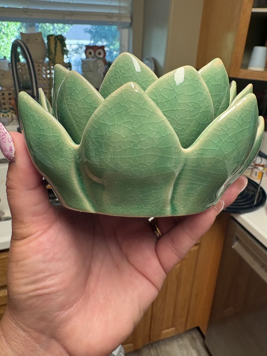 Scentsy desert rose warmer