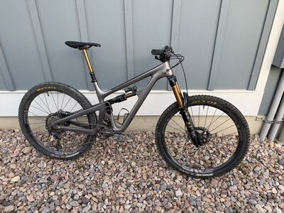 Large Yeti SB150 Turq XTR/Enve/Fox Factory Gray
