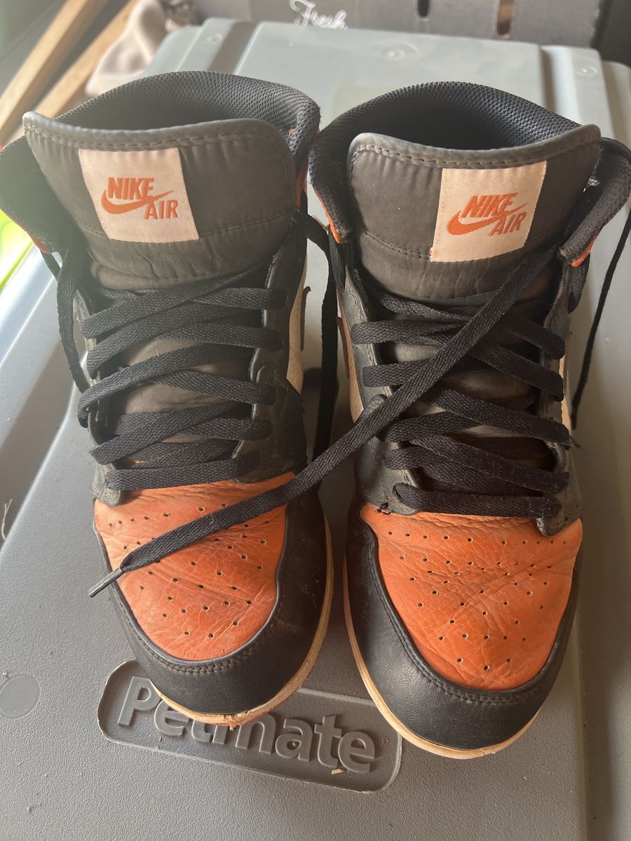 Nike Air Jordan 1 Retro High Shattered Backboard Cleats Size 9 Mens Orange Black