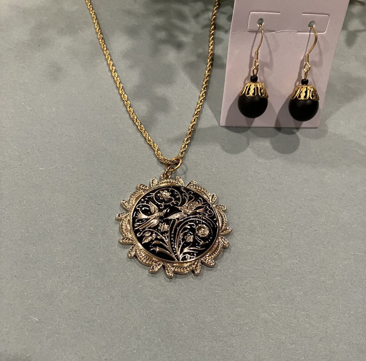 Black & Gold Pendant Necklace And Earrings