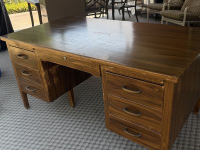FREE Desk - Holladay, UT