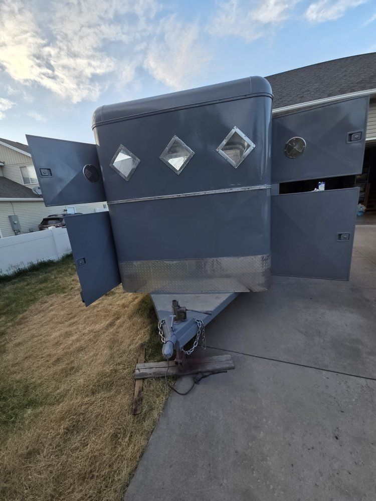 2 Horse Straight Load Trailer