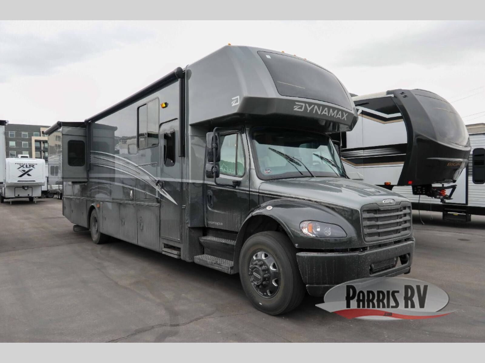 New 2026 Dynamax Europa S 37CA