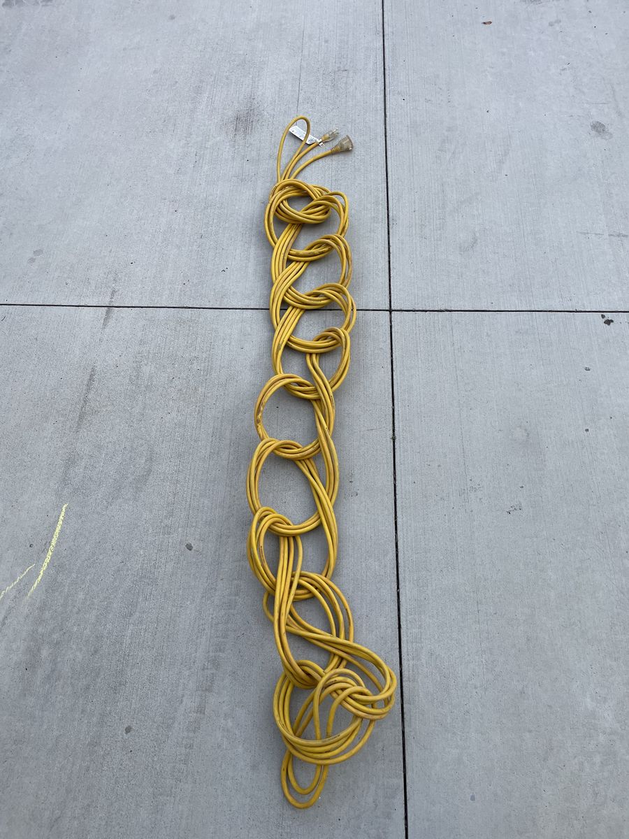100 Foot Extensen Cord
