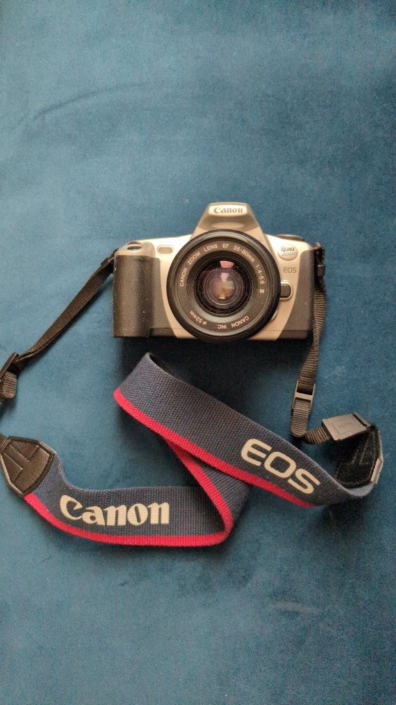 Canon EOS Rebel 2000 35mm SLR Film Camera w/ EF 35-80mm Zoom Lens & Strap