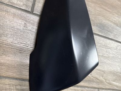Exterior right side mirror cover