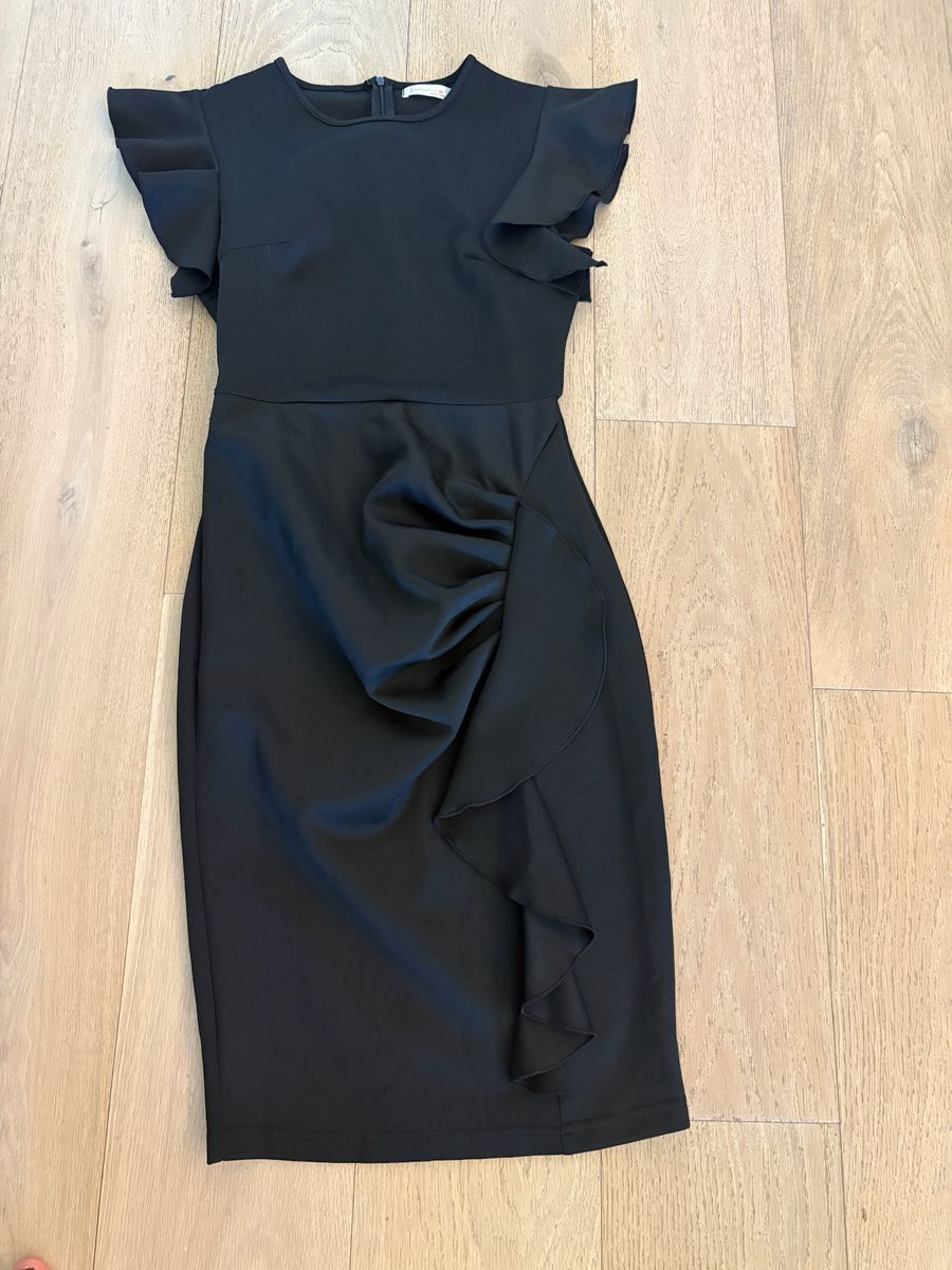 Black Ruffled Sleeved Dress from Amazon size small