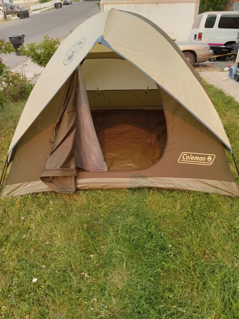 Main image 6