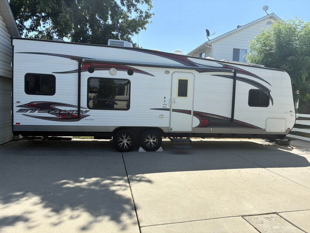 2013 Forrest River Stealth WA2715 Toy Hauler