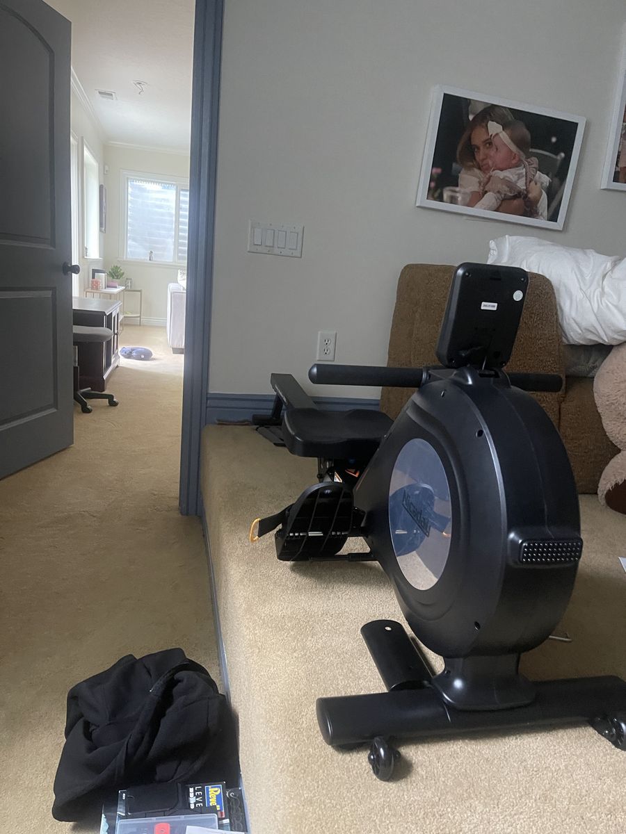 Niceday Rowing Machine with Digital Monitor and Adjustable Resistance
