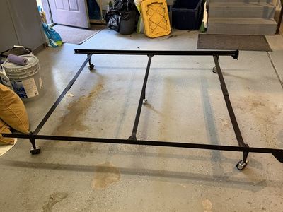 Metal full size bed frame