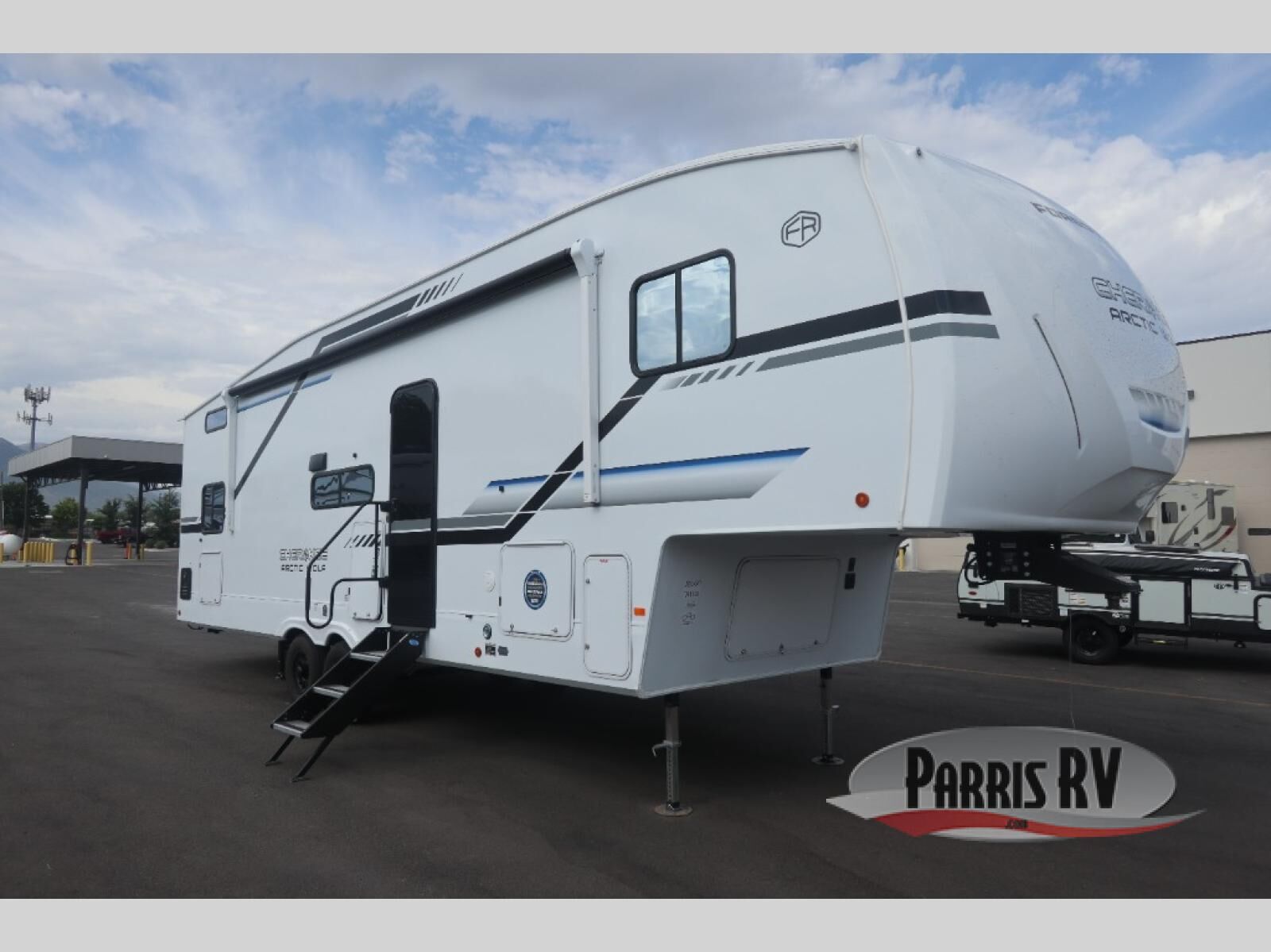 New 2026 Forest River RV Cherokee Arctic Wolf 285OPT