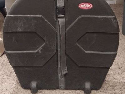 SKB Rolling Hard Cymbal Case with Tow Handle and Straps