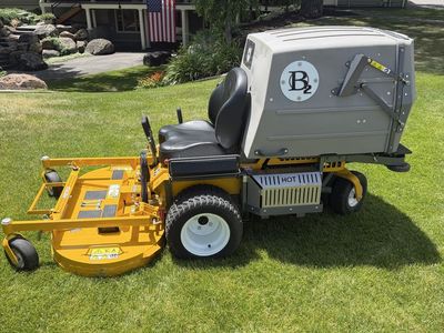 Walker T27i mower 79 hrs power dump