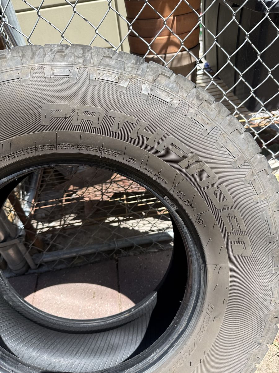 Pathfinder All Terrain 285 70R17