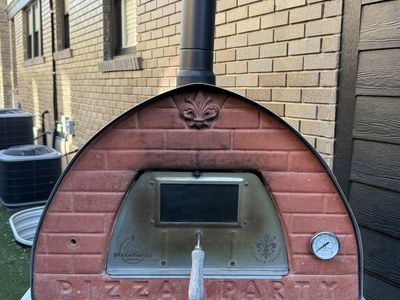 Portable wood-fired pizza oven imported from Italy