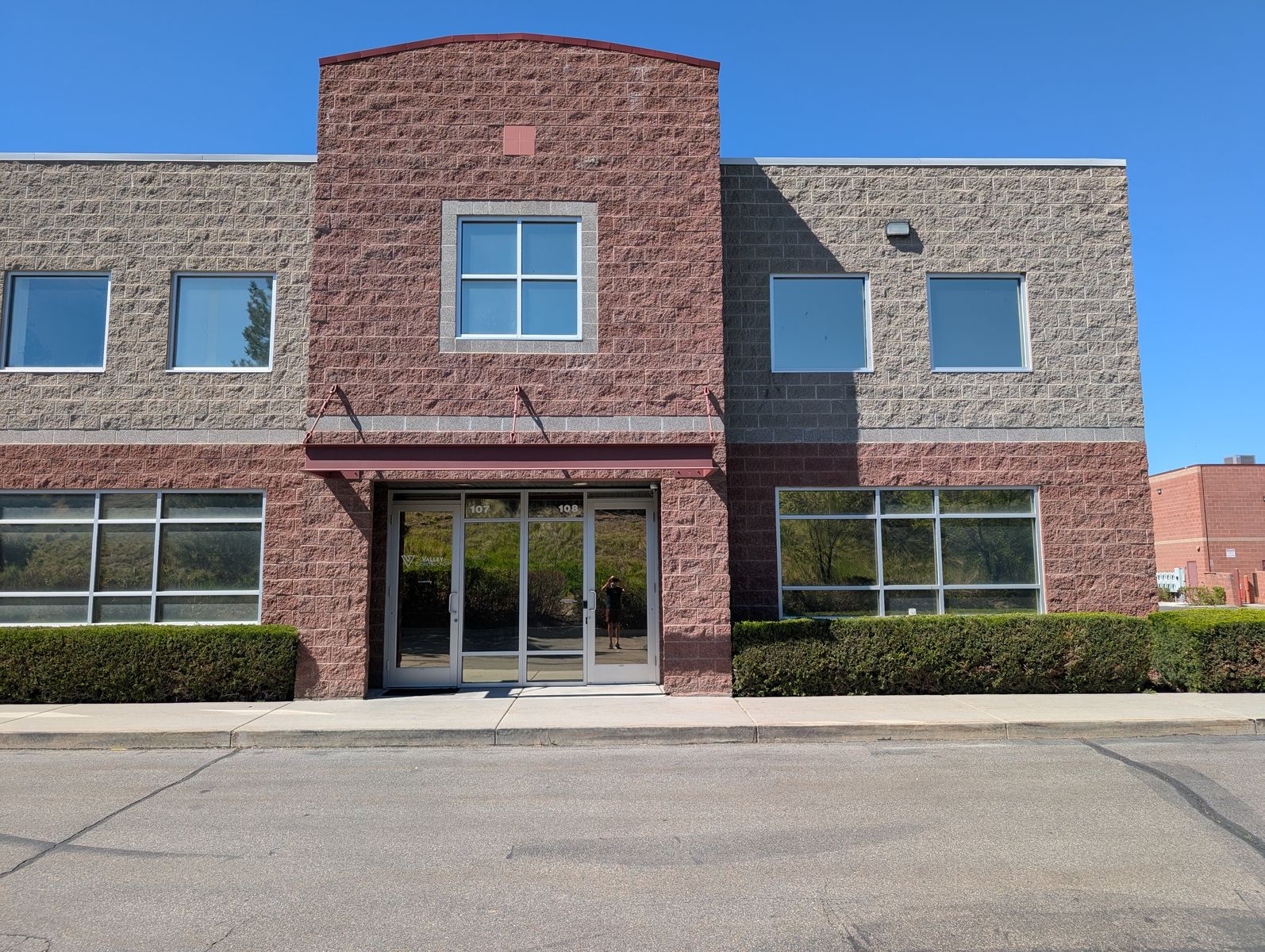 Warehouse Flex Space in Sandy