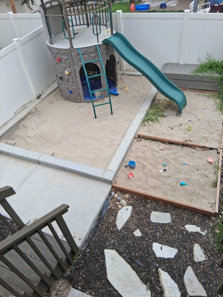 FREE SAND