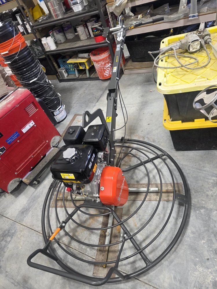 Husqvarna BG 479 Walk-Behind Trowel Concrete Finisher Power Trowel