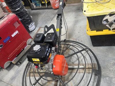 Husqvarna BG 479 Walk-Behind Trowel Concrete Finisher Power Trowel